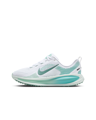 Nike Vomero 18 Big Kids' Road Running Shoes. Nike.com